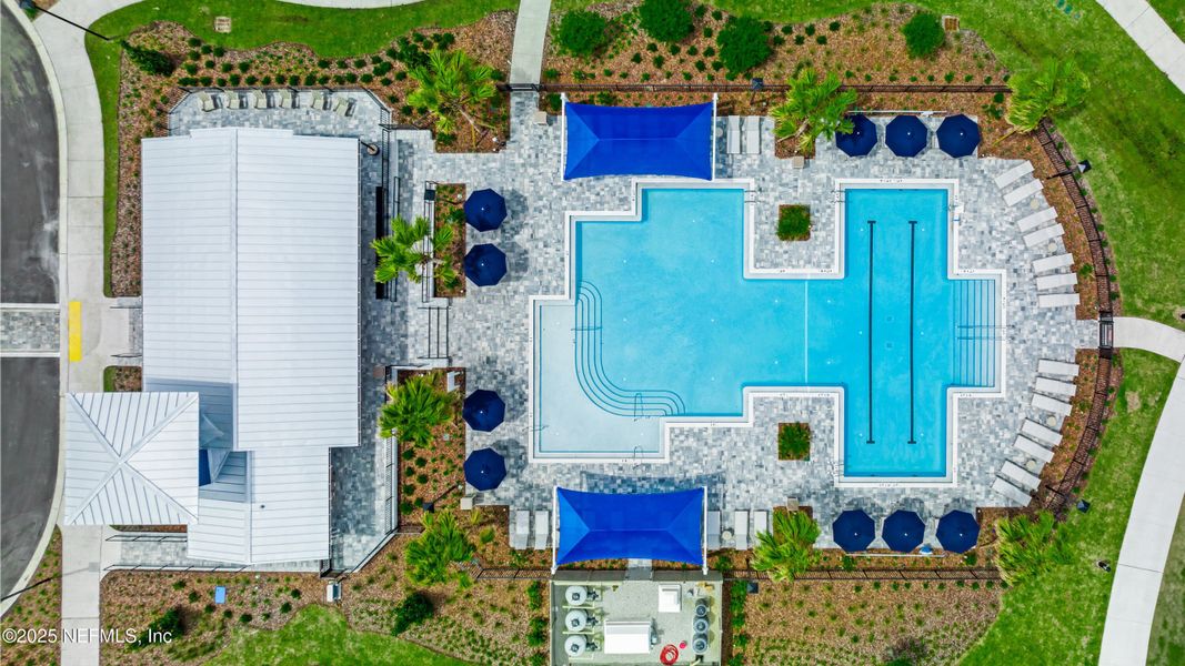 Community amenities in Lakes at Bella Lago, Green Cove Springs (Image 8).