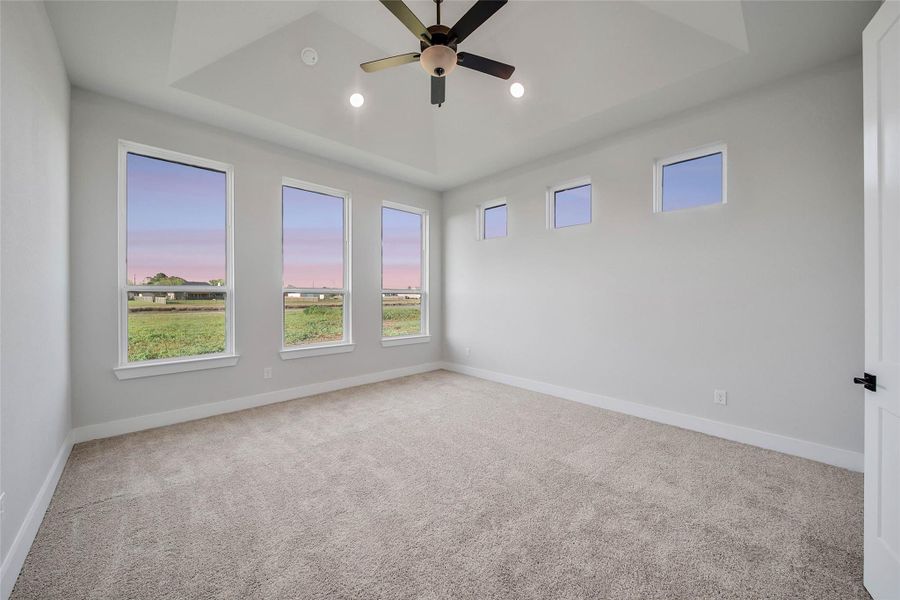 Spacious, unfurnished interior of a new home in Magnolia Bend, Rosharon (Image 21).
