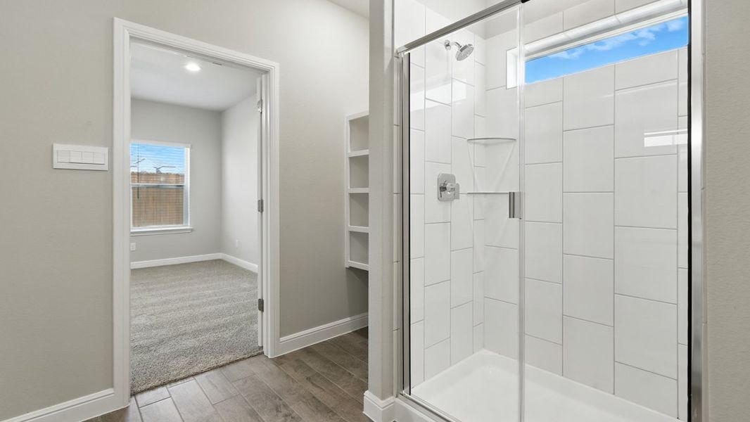 Image 35 representing the Bridge City by D.R. Horton in Retta Estates, Mansfield, TX.