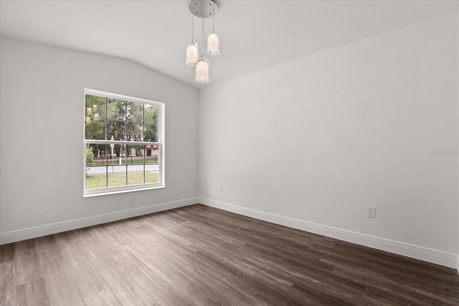 Spacious, unfurnished interior of a new home in , Leesburg (Image 12).