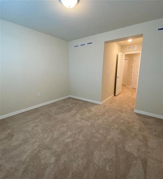 Spacious, unfurnished interior of a new home in , Kissimmee (Image 22).