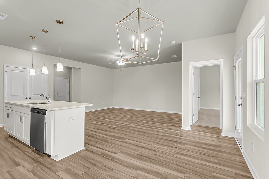 Spacious, unfurnished interior of a new home in Fairway Woods at Wyboo, Manning (Image 23).