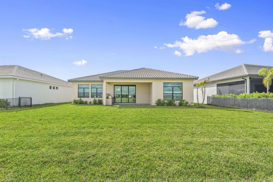 40-web-or-mls-DSC00972 40-web-or-mls-DSC00972