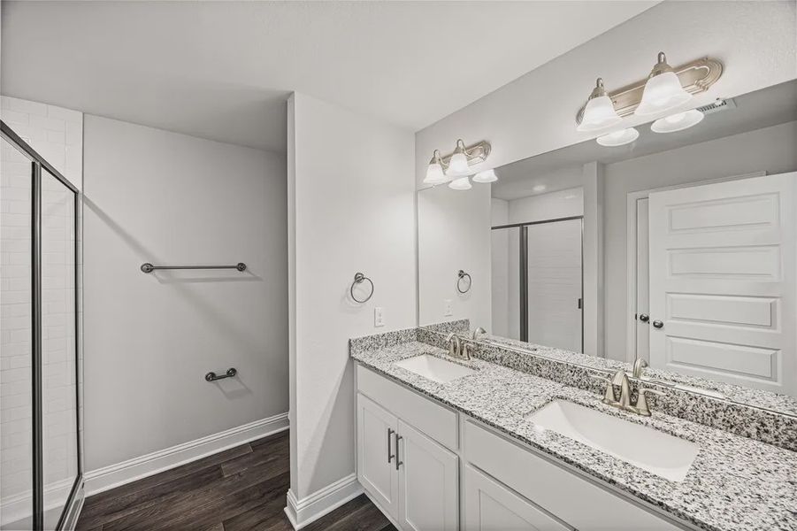 Furnished interior view inside a new home in Stonebrooke, Conroe (Image 6).