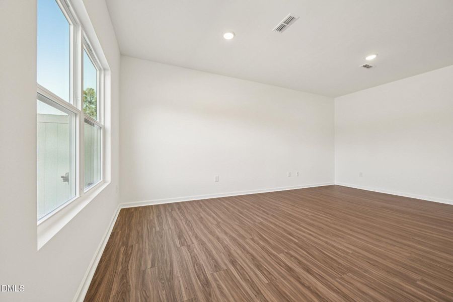 7-web-or-mls-Mirth Ct-S0801-007