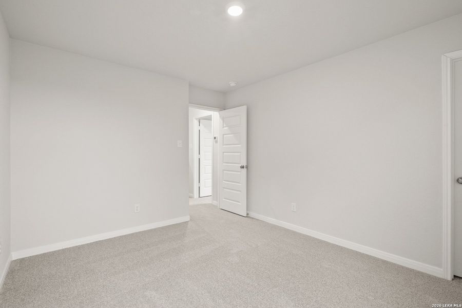 Spacious, unfurnished interior of a new home in Abbott Place, St. Hedwig (Image 13).