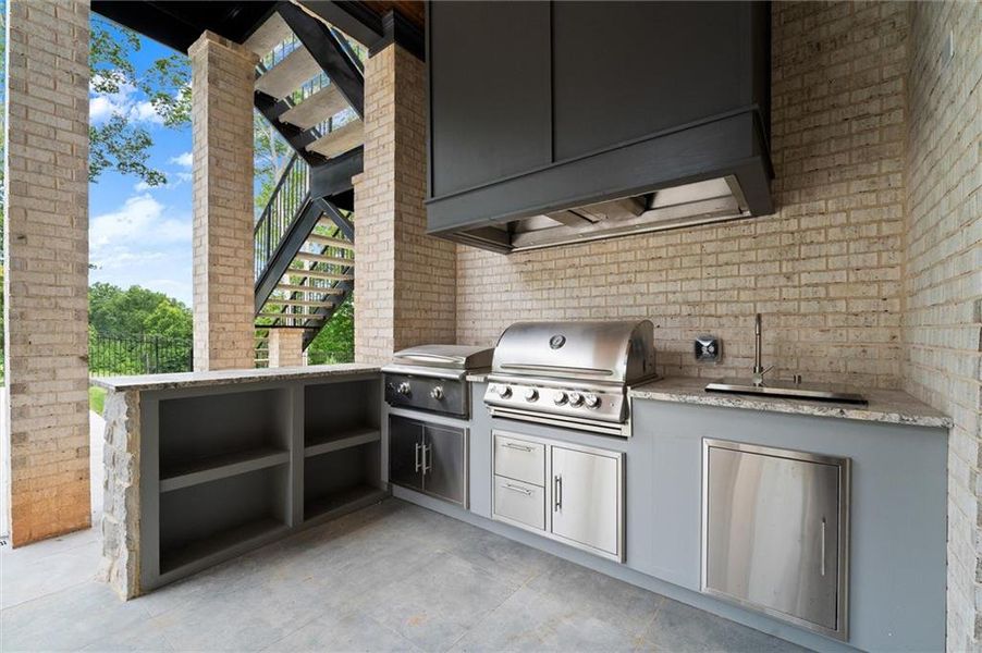 Exterior details and patio area of a home in , Alpharetta (Image 32).