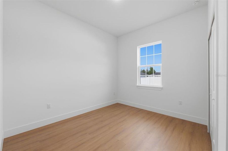 Spacious, unfurnished interior of a new home in , Ocala (Image 27).