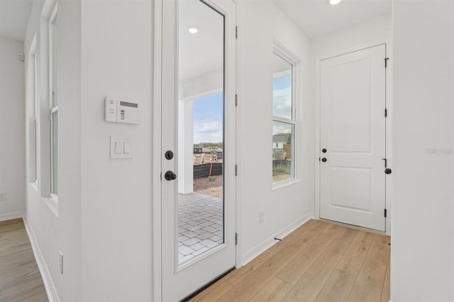 Spacious, unfurnished interior of a new home in Weslyn Park Single Family, St. Cloud (Image 35).