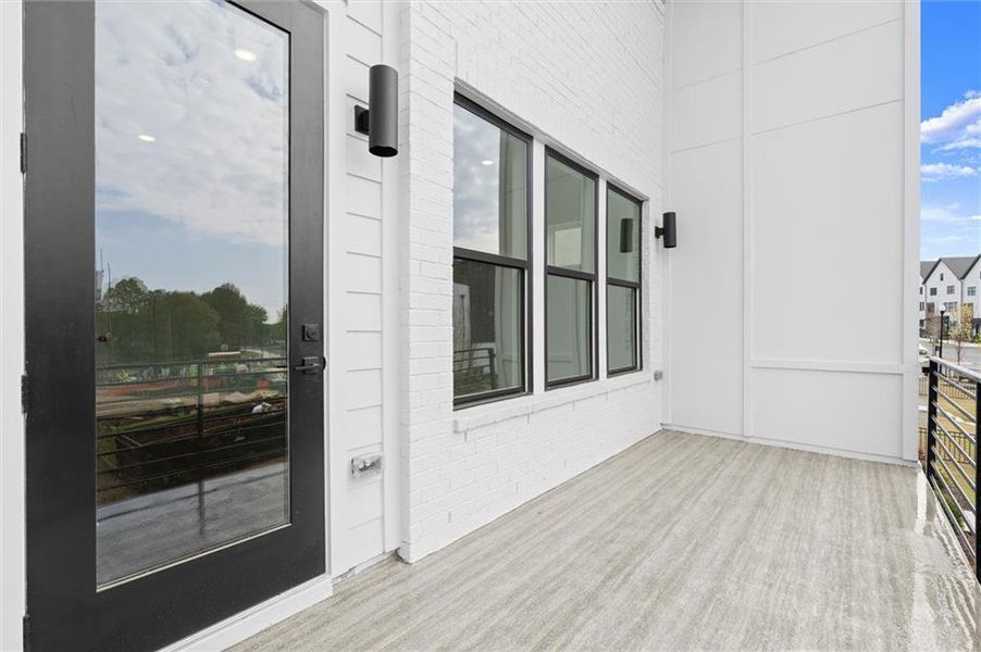 Exterior details and patio area of a home in , Alpharetta (Image 29).
