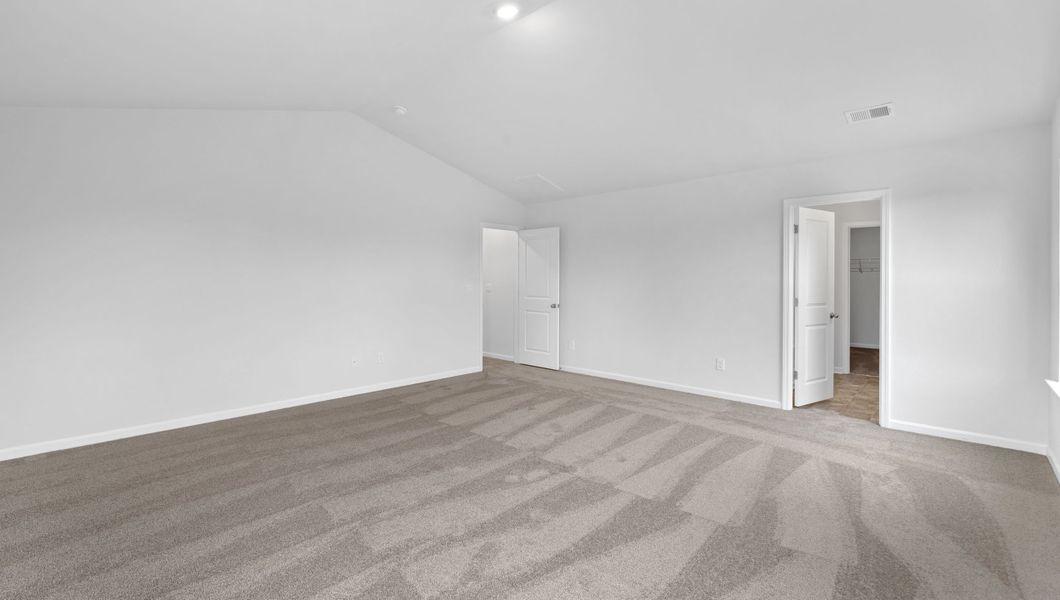 Representative unfurnished interior of a home built from the WILMINGTON by D.R. Horton in Baxter Village, Boiling Springs (Image 29).