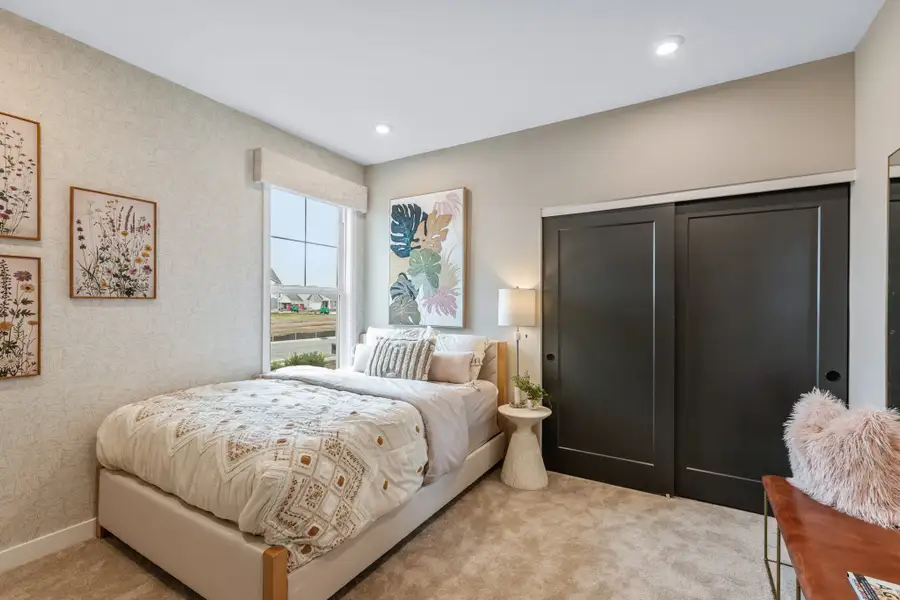 Representative furnished interior of a home built from the Calvin by Fischer Homes in Pickens Bluff, Hiram (Image 22).