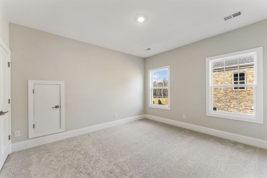 Spacious, unfurnished interior of a new home in Walnut Grove, Easley (Image 42).