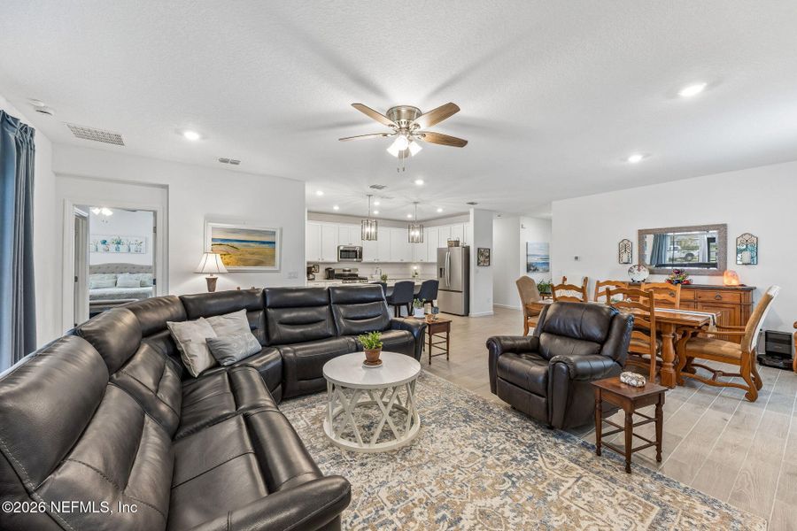 Furnished interior view inside a new home in , Yulee (Image 18).