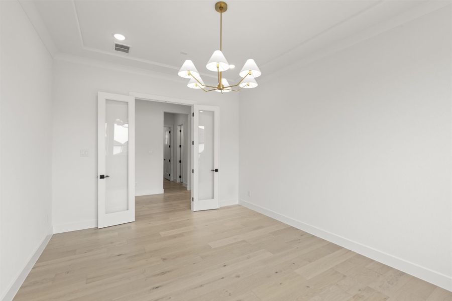 Representative unfurnished interior of a home built from the 4512 by Tradition Homes in Mustang Lakes, McKinney (Image 29).