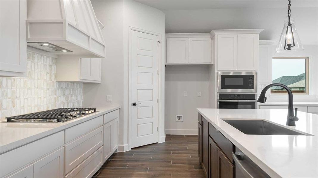 Furnished interior view inside a new home in Hillstead 50', Lavon (Image 6).