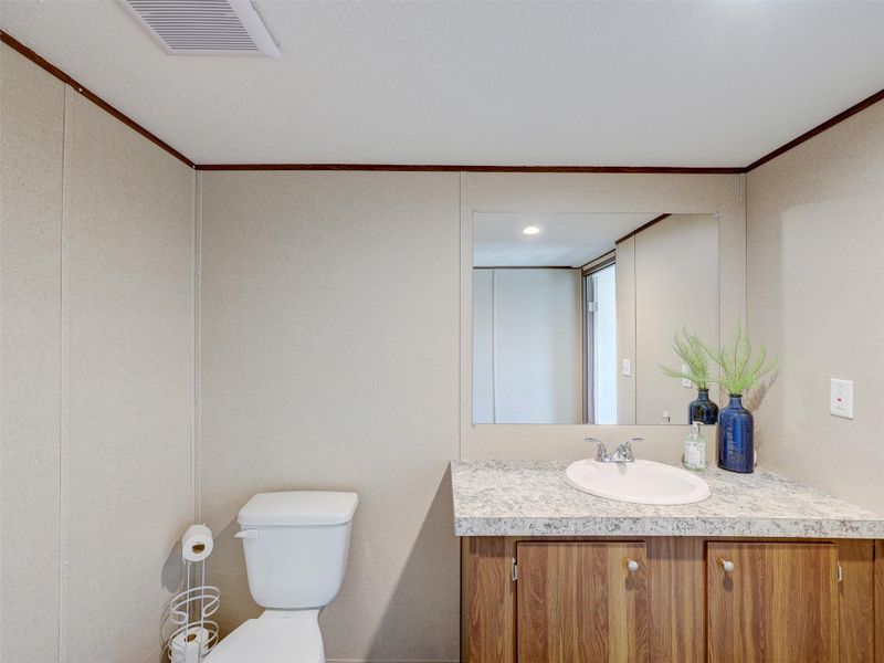 Furnished interior view inside a new home in , Elgin (Image 7).