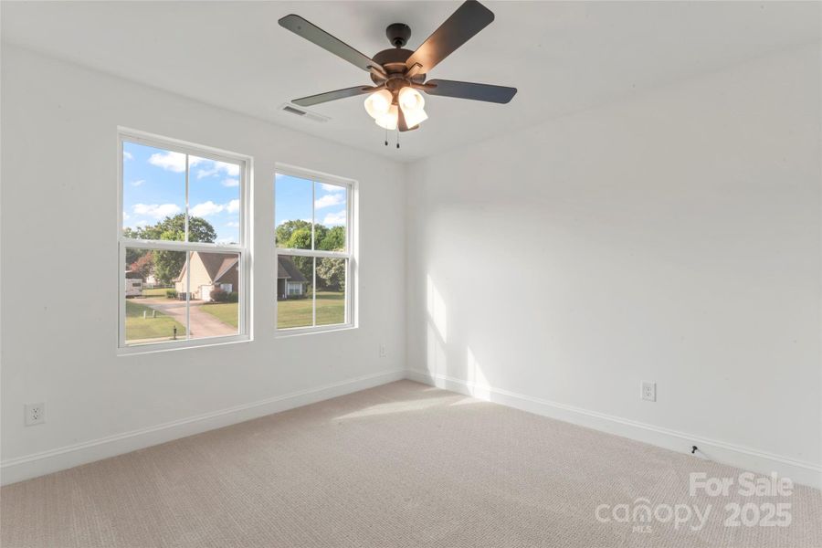 Spacious, unfurnished interior of a new home in , Harrisburg (Image 21).