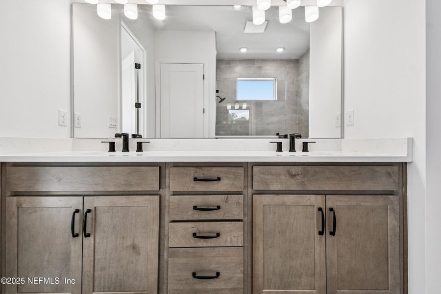 Image 27 of a home in Evergreen Island at Silverleaf - Executive. Image 27 of a home in Evergreen Island at Silverleaf - Executive.