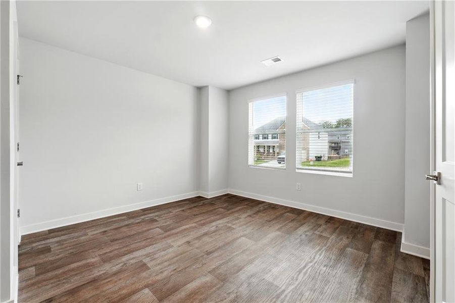 Spacious, unfurnished interior of a new home in Twin Oaks, Villa Rica (Image 21).