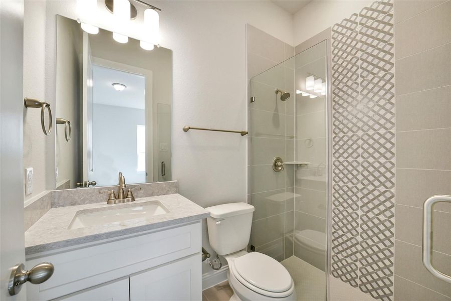 Furnished interior view inside a new home in Sienna 65', Missouri City (Image 12).