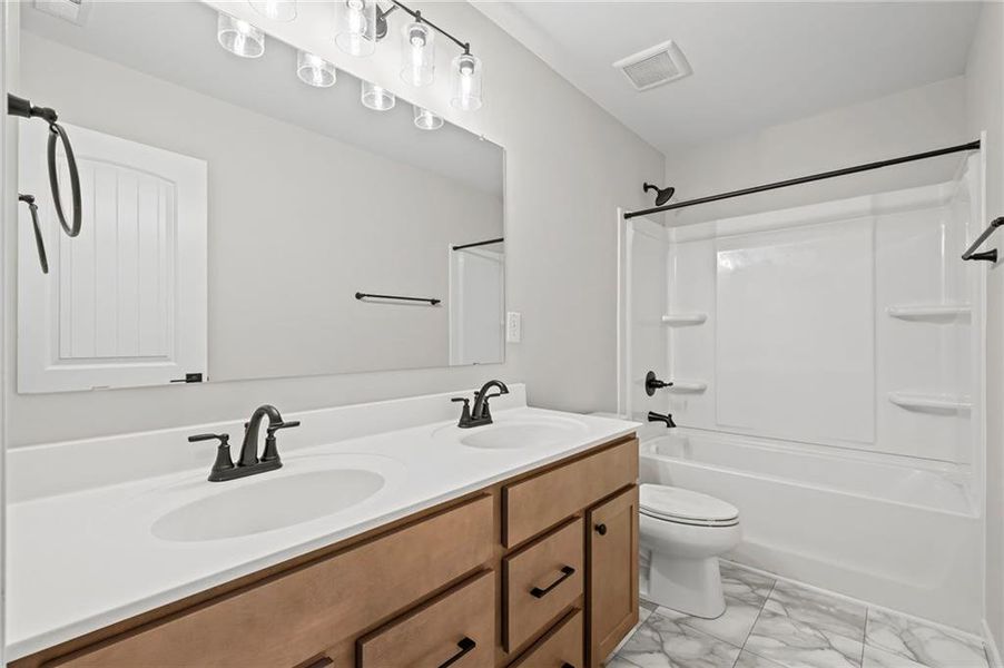 Furnished interior view inside a new home in Pickens Bluff, Hiram (Image 8).