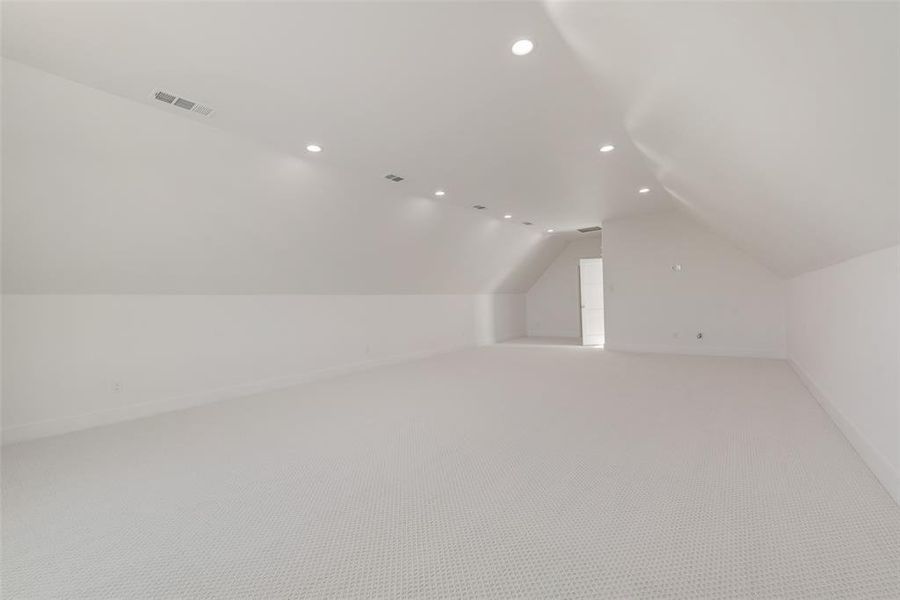 Spacious, unfurnished interior of a new home in , Rockwall (Image 29).