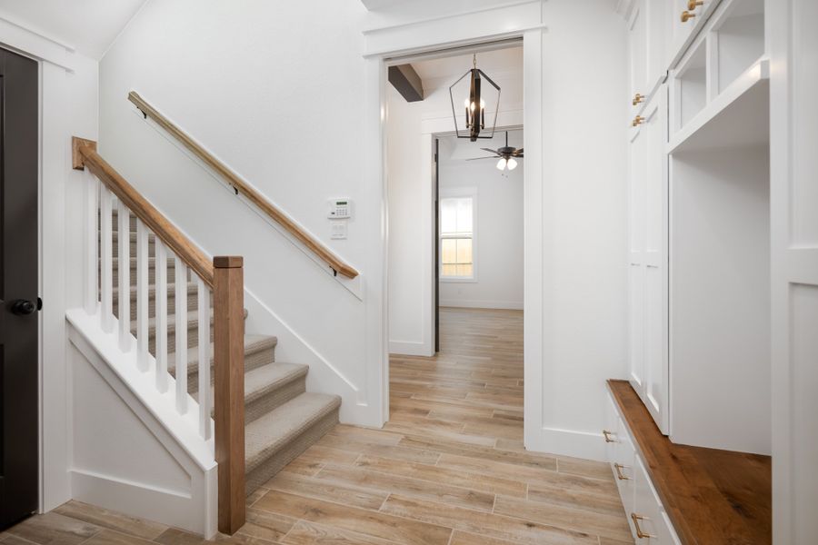 Spacious, unfurnished interior of a new home in Greens Prairie Reserve, College Station (Image 27).