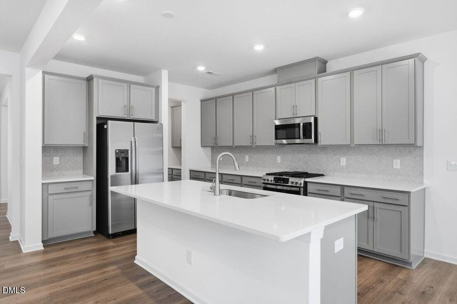 hj-nc-raleigh-eagle-trace-hamilton-d-lot