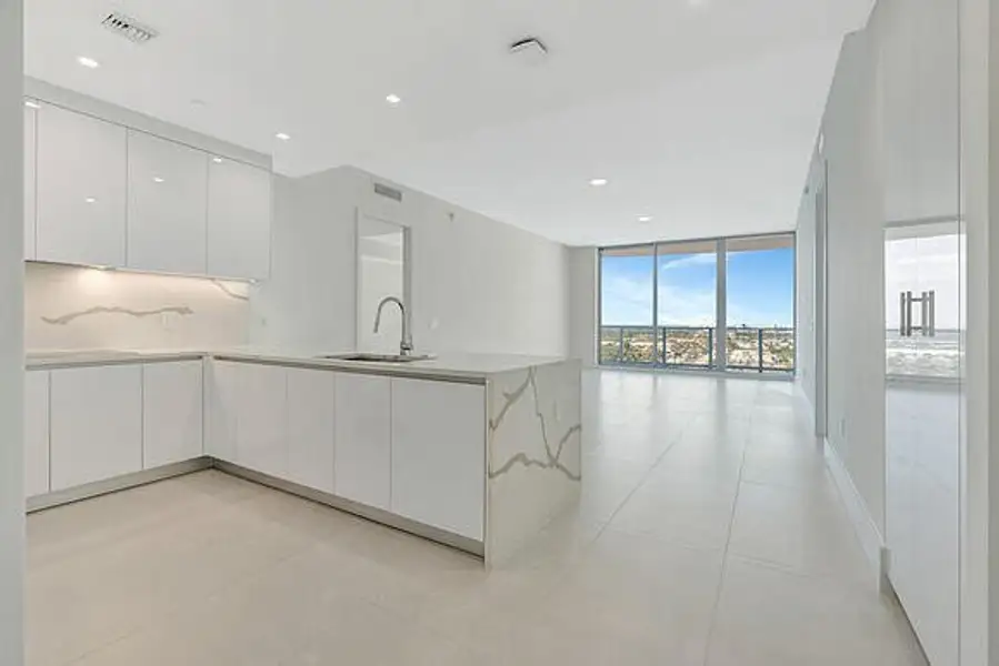 Nautilus 2105 Living 3 Nautilus 2105 Living 3