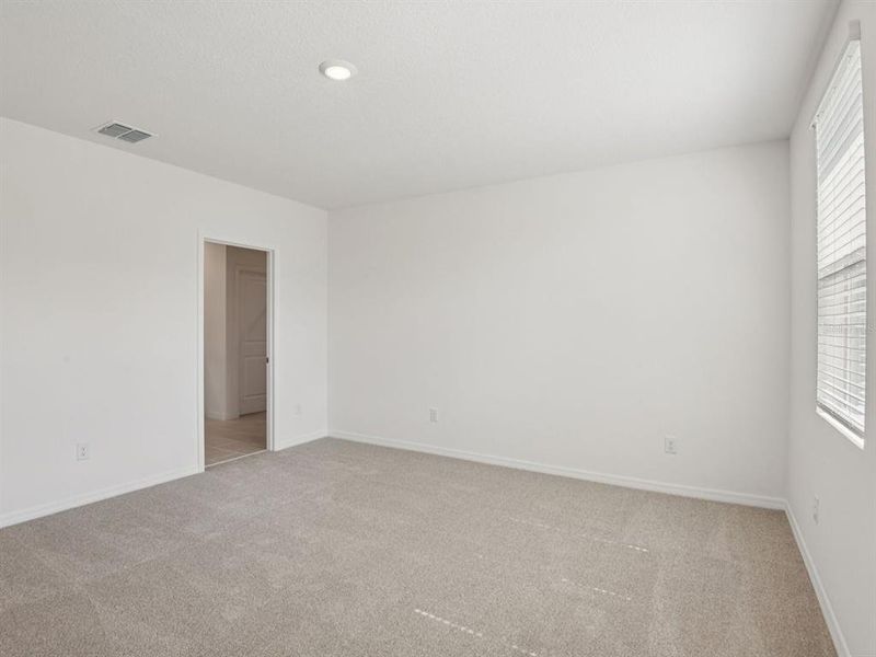 Spacious, unfurnished interior of a new home in Benton Hills - Classic Series, Brooksville (Image 16).