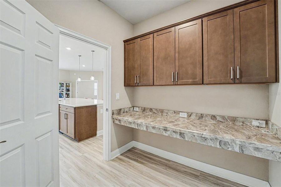 Furnished interior view inside a new home in , Lake Alfred (Image 5).