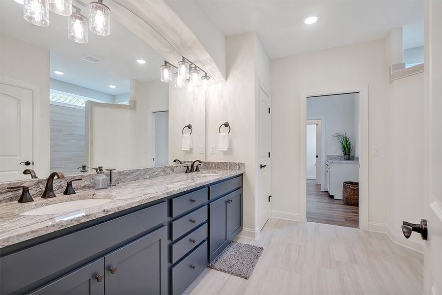 Jonesport, Master Bathroom