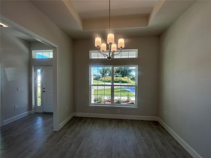 Spacious, unfurnished interior of a new home in Deep Creek, Punta Gorda (Image 10).