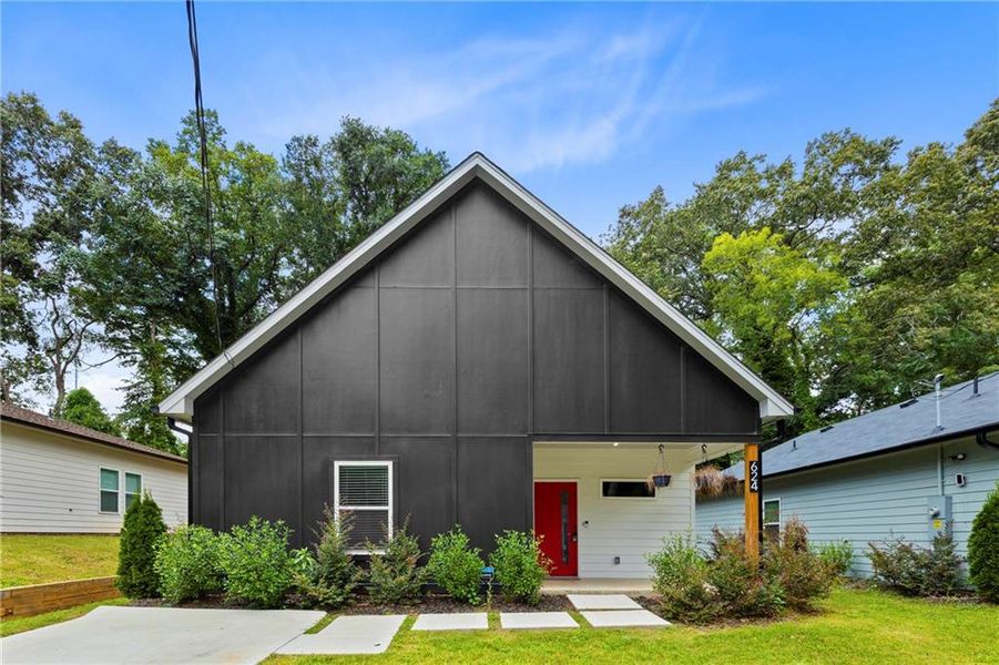 Front exterior of a new home in , Atlanta, GA, highlighting curb appeal (Image 2). Front exterior of a new home in , Atlanta, GA, highlighting curb appeal (Image 2).