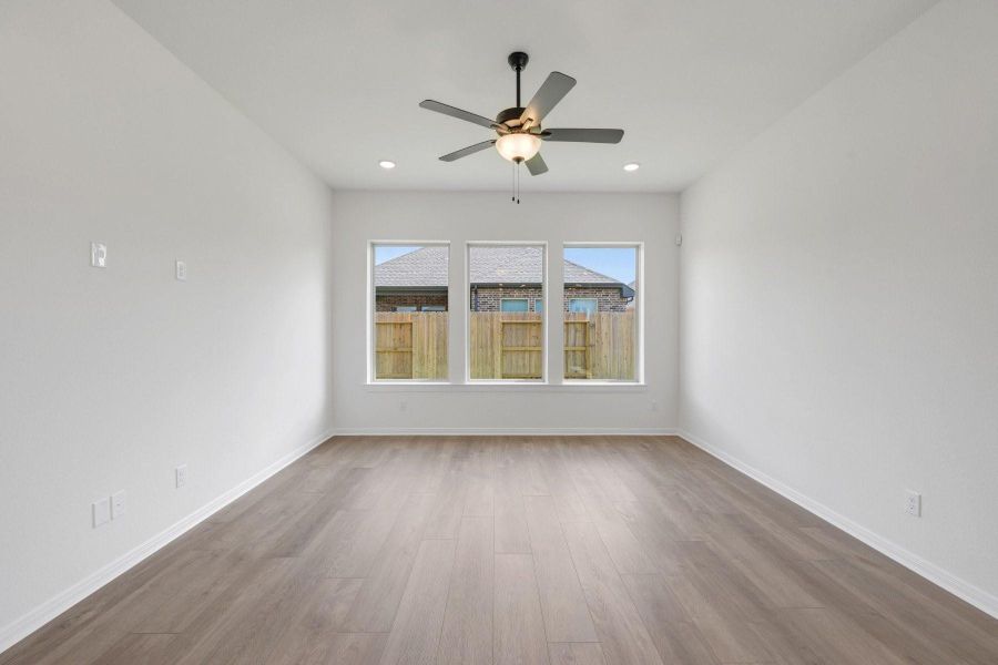 Spacious, unfurnished interior of a new home in Escondido - Terrace Collection, Magnolia (Image 17).