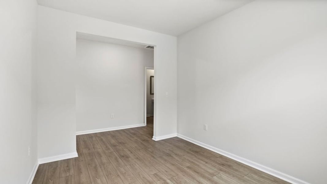 Spacious, unfurnished interior of a new home in Woodglen, Piedmont (Image 21). Spacious, unfurnished interior of a new home in Woodglen, Piedmont (Image 21).
