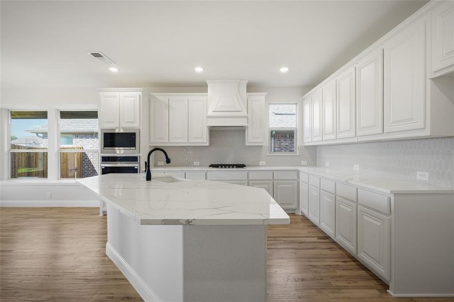 Furnished interior view inside a new home in Meadow Vista, Anna (Image 13).