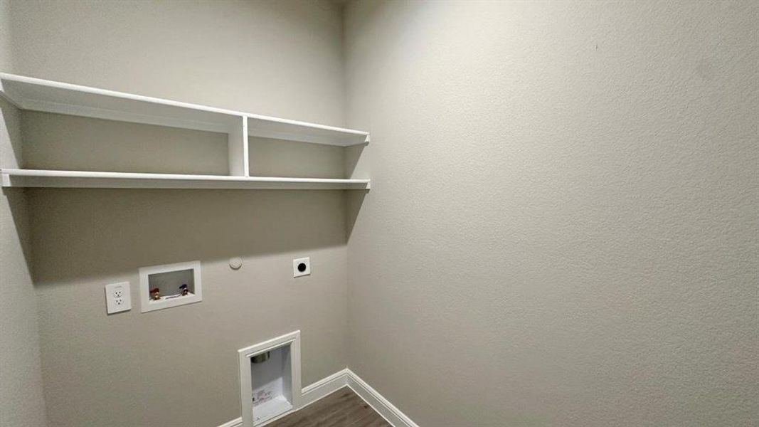 Spacious, unfurnished interior of a new home in Rock Creek Ranch, Fort Worth (Image 20). Spacious, unfurnished interior of a new home in Rock Creek Ranch, Fort Worth (Image 20).