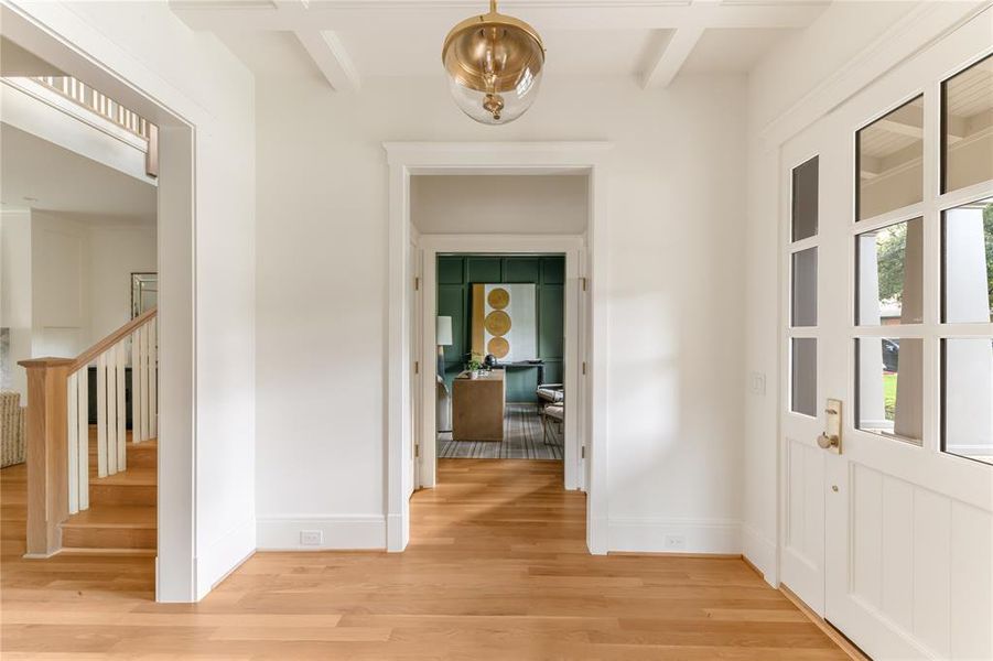 Spacious, unfurnished interior of a new home in , Dallas (Image 25). Spacious, unfurnished interior of a new home in , Dallas (Image 25).