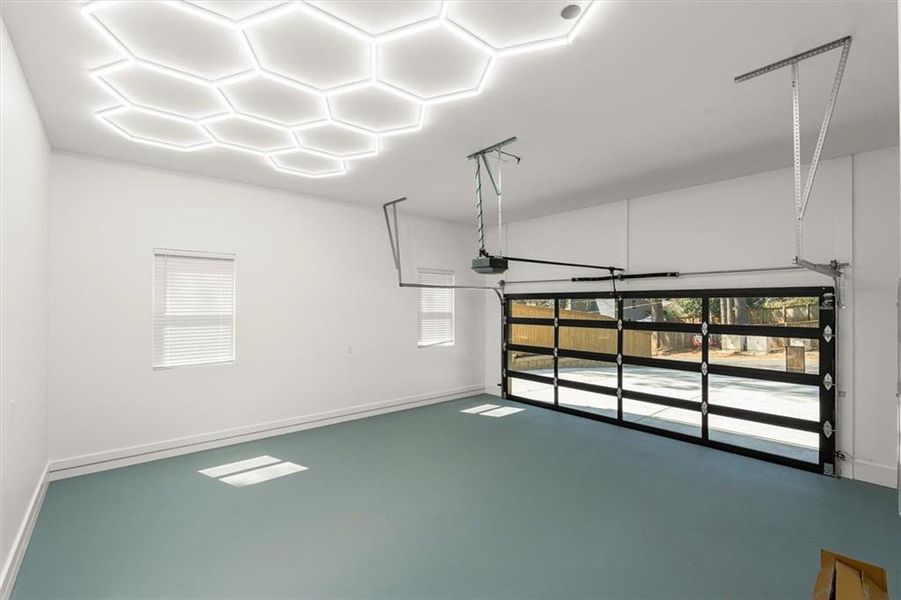 Spacious, unfurnished interior of a new home in , Atlanta (Image 22).