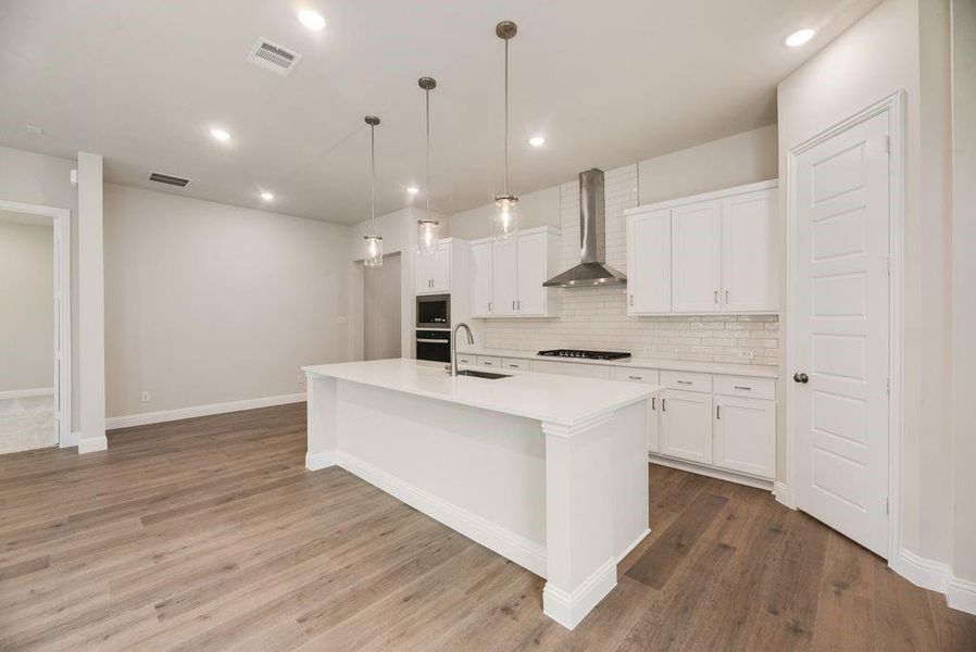 Furnished interior view inside a new home in Bayside, Rowlett (Image 11).