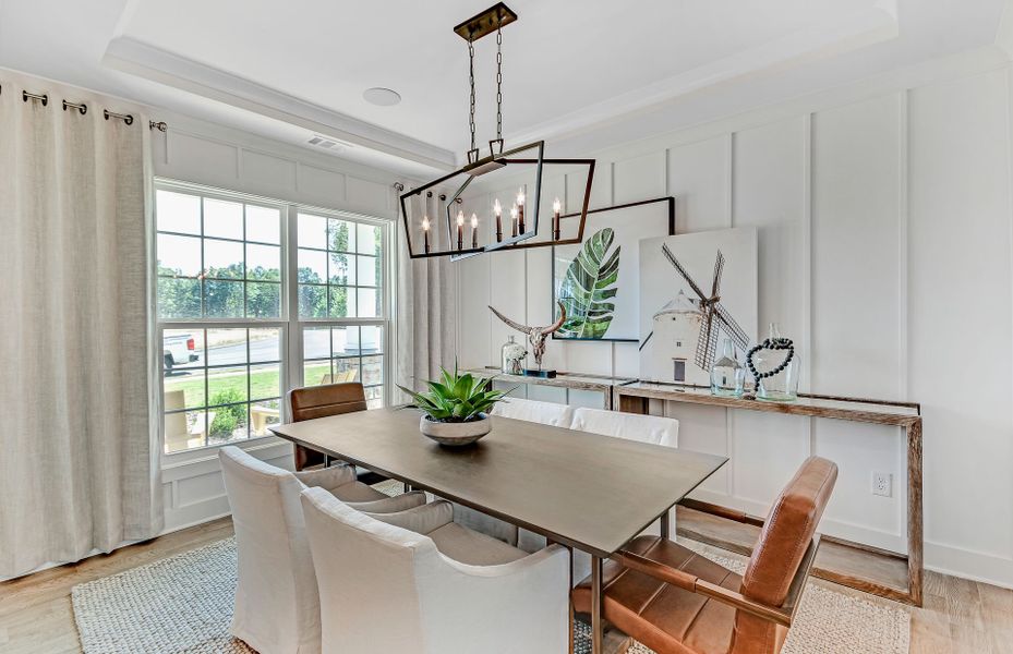 Representative furnished interior of a home built from the Continental by Pulte Homes in Rose Creek, Cumming (Image 12).
