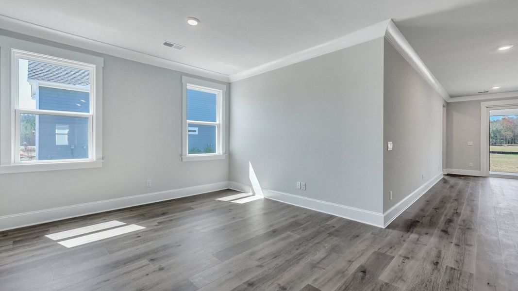 Spacious, unfurnished interior of a new home in Shell Pointe, Gilbert (Image 15). Spacious, unfurnished interior of a new home in Shell Pointe, Gilbert (Image 15).