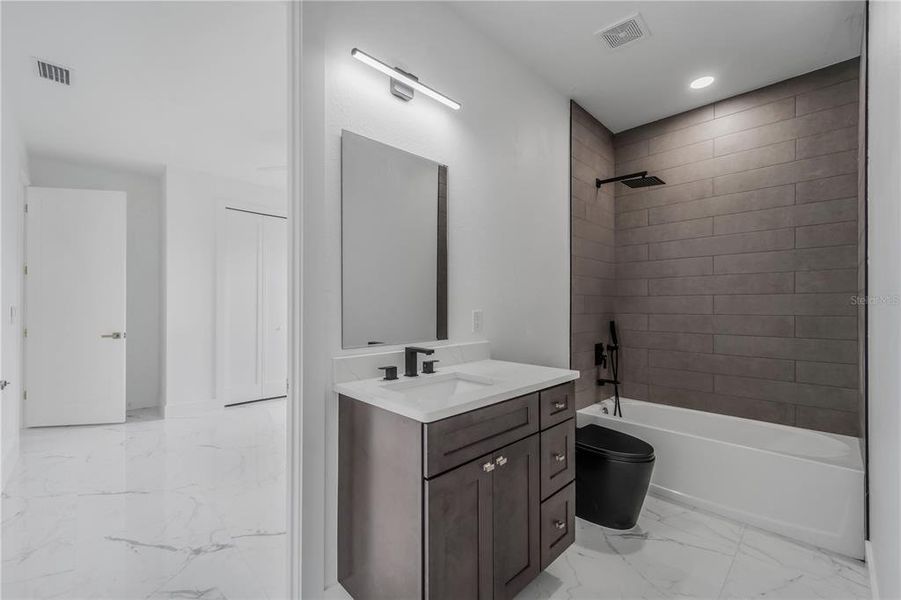 Furnished interior view inside a new home in , Cape Coral (Image 9). Furnished interior view inside a new home in , Cape Coral (Image 9).