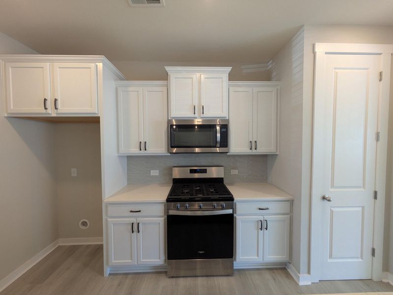 Furnished interior view inside a new home in , Ravenel (Image 6).