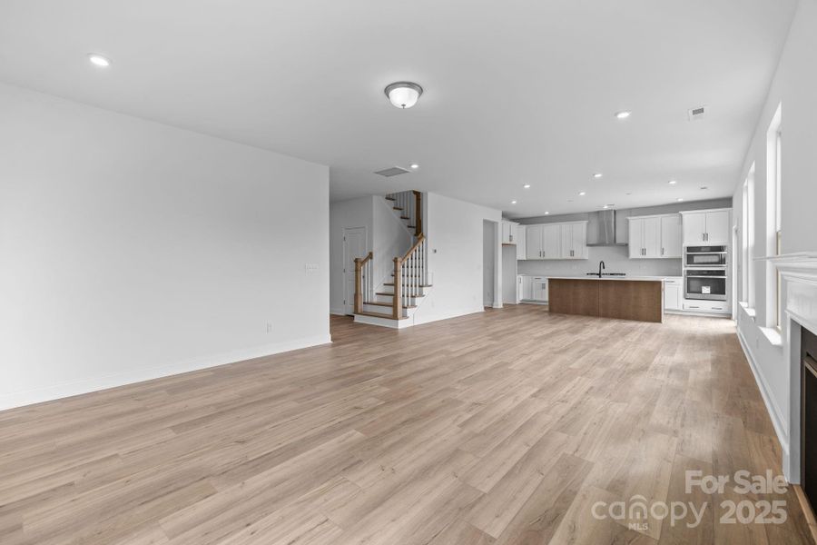 Spacious, unfurnished interior of a new home in Lakeside Glen, York (Image 14). Spacious, unfurnished interior of a new home in Lakeside Glen, York (Image 14).