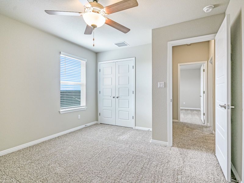Spacious, unfurnished interior of a new home in Butler Farms - Boulevard Collection, Liberty Hill (Image 10).