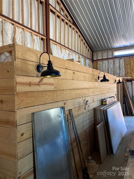 Image 33 of a home in .