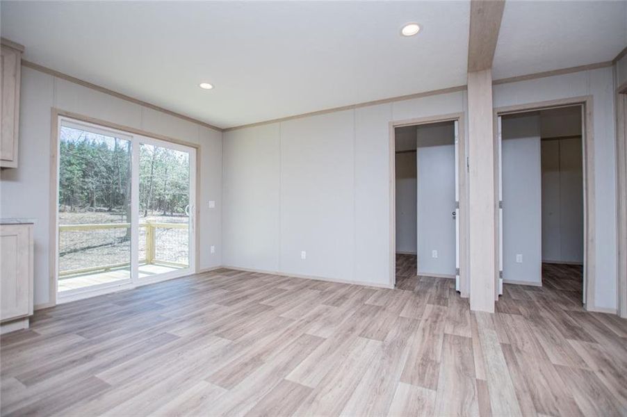 Spacious, unfurnished interior of a new home in , Waco (Image 16).